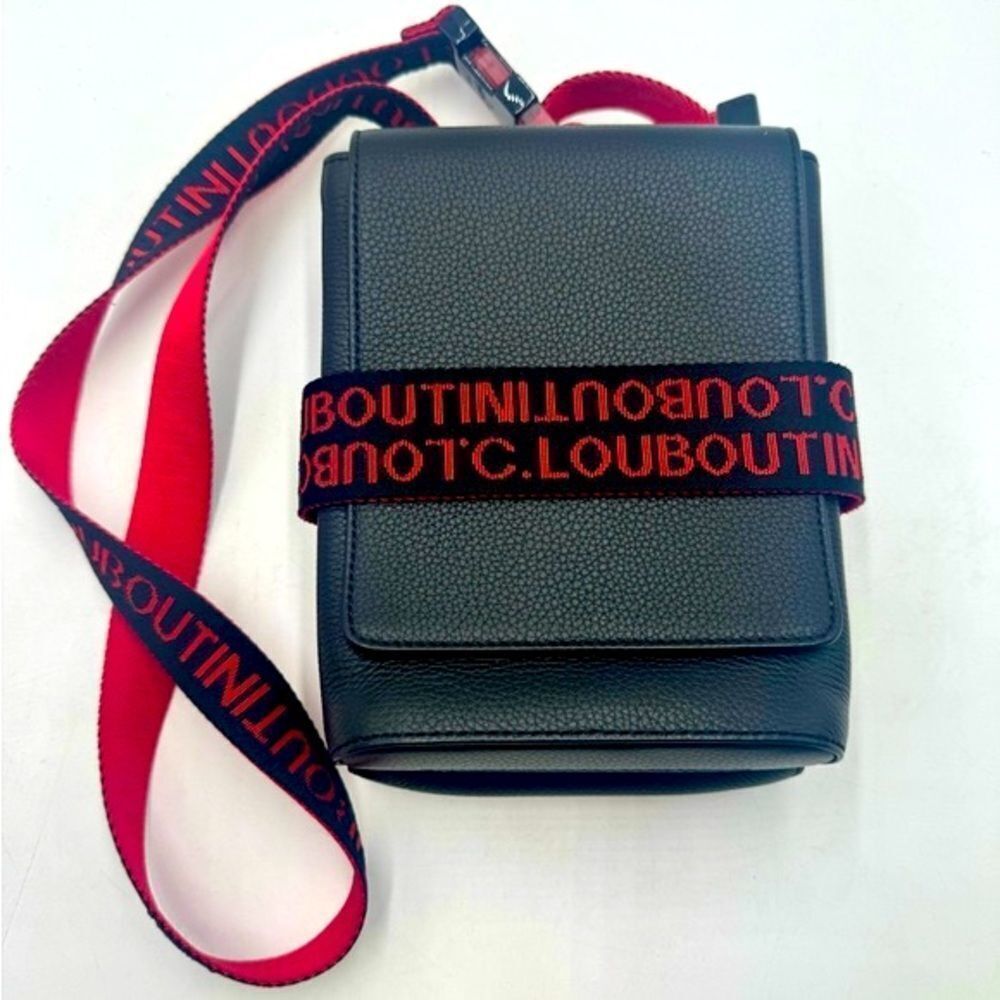 Auth Christian Louboutin Black Leather Benech Reporter Bag Preloved Purse Mint